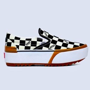 Vans Classic Slip-On Stacked Checkerboard
Sneakers. Unisex: Men’s 7/Woman’s 8.5